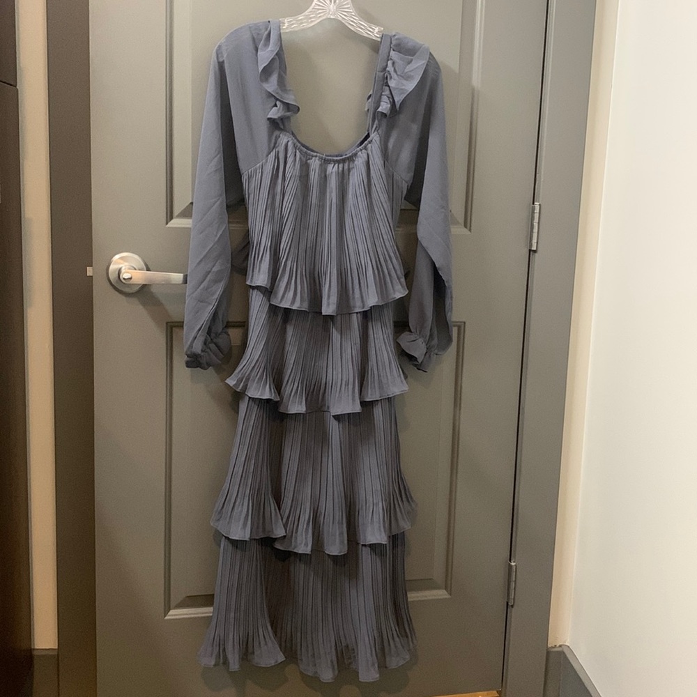 Flowy Midi Vici Dolls Dress